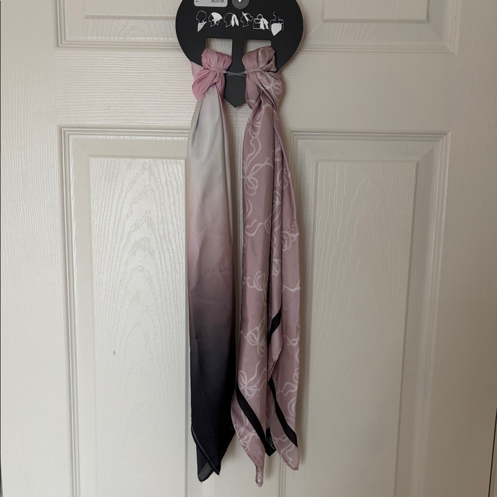 Steve Madden Purple/Pink  Floral & Ombre Twill Scarf Pair - Picture 4 of 6